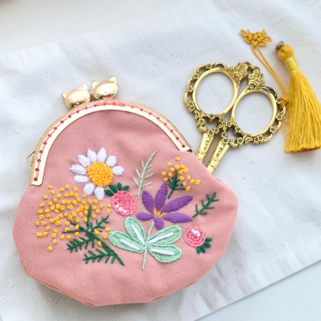 Floral Embroidered Coin Purse